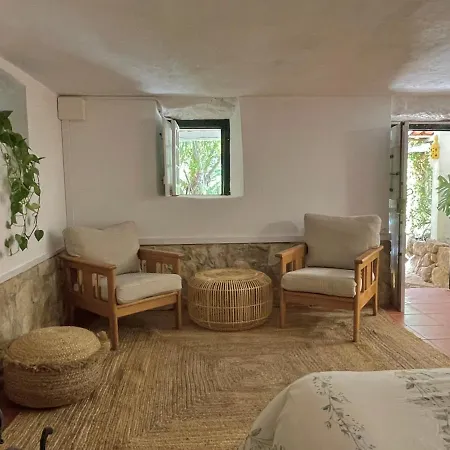 Lodge Nativo - Nature With Kitchenette And Private External Bathroom Nazare