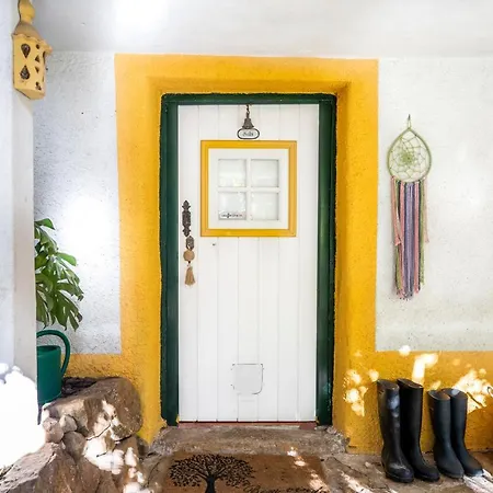 Nativo - Nature With Kitchenette And Private External Bathroom Lodge Nazaré